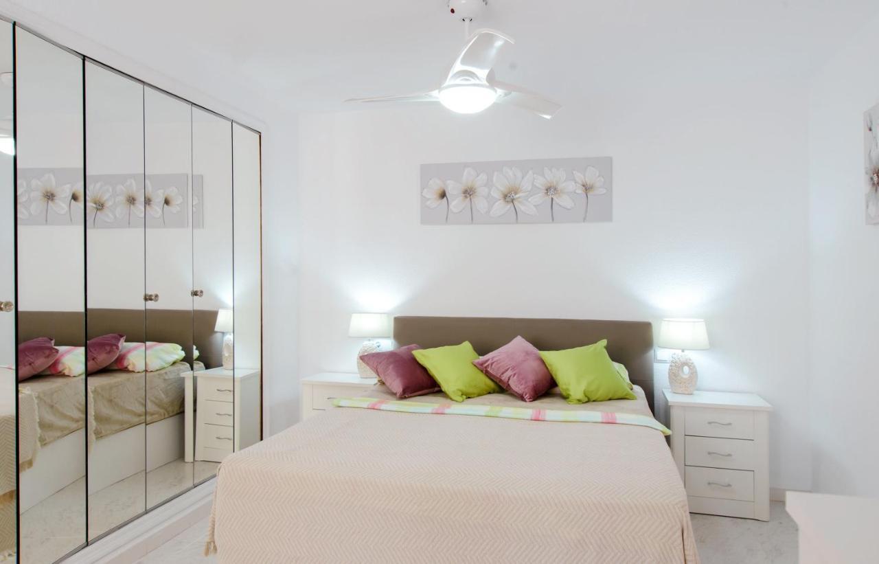 Holiday Suite Playa Del Cura Torrevieja Exteriör bild